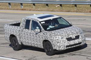 Шпионские снимки Honda Ridgeline 2017 года 