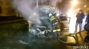 В Алматы на ходу загорелась Audi