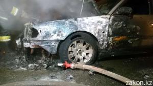 В Алматы на ходу загорелась Audi