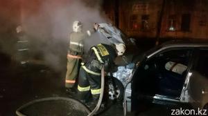 В Алматы на ходу загорелась Audi