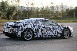 Шпионские снимки McLaren 570S GT 2017 года 