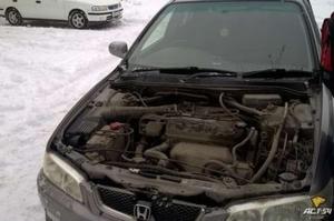 В Новосибирске автоворы стали интересоваться капотами машин