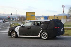 Шпионские снимки Kia Optima Sportswagon 2017 года 