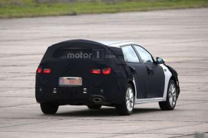 Шпионские снимки Kia Optima Sportswagon 2017 года 