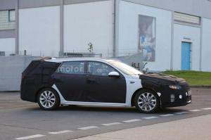 Шпионские снимки Kia Optima Sportswagon 2017 года 