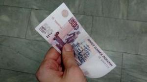 Водитель Mercedes в Тюмени за взятку автоинспектору в 500 рублей заплатит в 50 раз больше