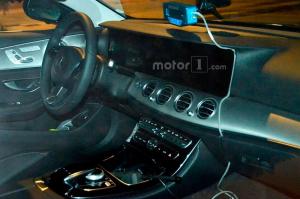 В сети рассекретили салон нового Mercedes-Benz E-Class