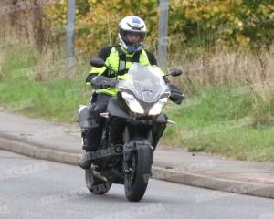 Шпионские снимки Triumph Tiger 1050 2017 года 