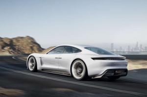 2015 Porsche Mission E Concept 