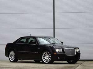 Chrysler отзывает в России 300 автомобилей Chrysler 300