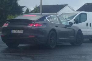Porsche Panamera нового поколения «зашпионен» в Ирландии