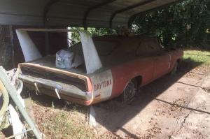 Заброшенный Dodge Charger Daytona 1969 года 
