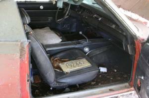 Заброшенный Dodge Charger Daytona 1969 года 