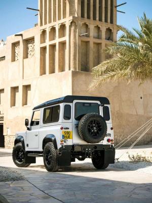 2015 Land Rover Defender 90 2,000,000th 