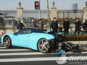 Упс, я не нарочно: девушка превратила роскошный суперкар Ferrari в кучу металлолома