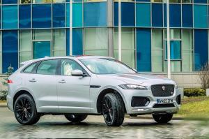 Jaguar испытает кроссоверы F-Pace в России