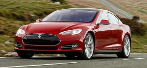 Tesla планирует представить полностью автономный автомобиль через два года