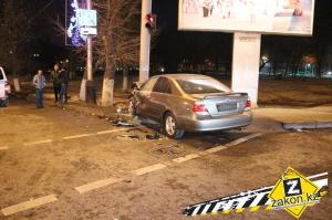 В Алматы произошло мощное ДТП с участием Audi Q5 и Toyota Camry 