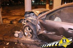 В Алматы произошло мощное ДТП с участием Audi Q5 и Toyota Camry 