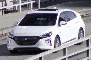 Новый хэтчбек Hyundai Ioniq замечен без камуфляжа 