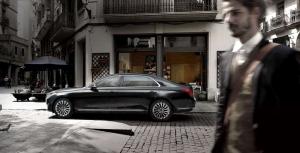 2016 Genesis EQ900 