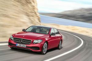 Седан Mercedes-Benz E-Class нового поколения рассекретили в преддверии официального дебюта