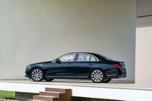 Официальный снимки Mercedes-Benz E-Class опубликованные до премьеры 