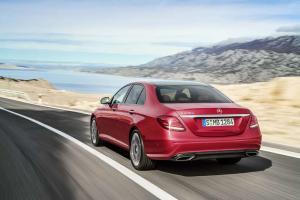 Официальный снимки Mercedes-Benz E-Class опубликованные до премьеры 