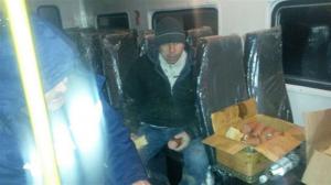15 грузовых авто застряли в грязи на трассе в Карагандинской области