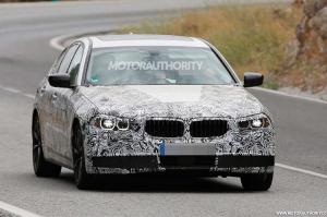 Опубликованы первые снимки новой BMW 5-Series