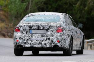 Опубликованы первые снимки новой BMW 5-Series