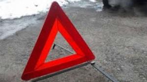 В результате ДТП на севере Киргизии два человека погибли и еще девять получили ранения