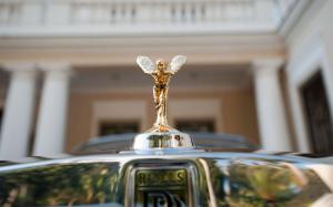 Rolls-Royce увеличил продажи в России в условиях кризиса