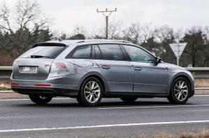Шпионские снимки Skoda Superb Combi 2016 года 