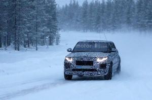 Шпионские снимки Jaguar E-Pace 2017 года 