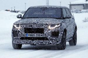 Шпионские снимки Jaguar E-Pace 2017 года 