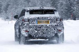 Шпионские снимки Jaguar E-Pace 2017 года 