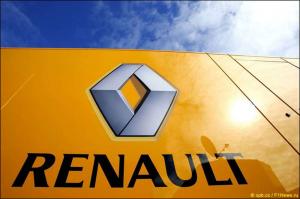 В Renault назовут резервного гонщика в феврале