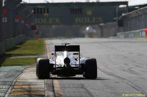 В Мельбурне McLaren и Honda снизили мощность мотора