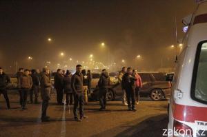В Алматы предположительно пьяный водитель устроил ДТП, вылетев на встречную полосу