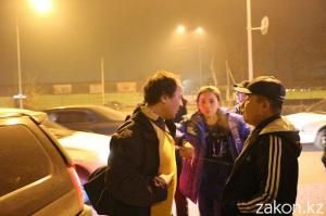 В Алматы предположительно пьяный водитель устроил ДТП, вылетев на встречную полосу