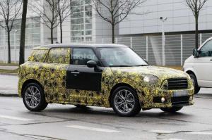 Шпионские снимки Mini Countryman 2017 года 