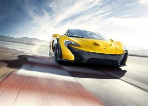 Суперкары McLaren научатся самостоятельно ездить по треку