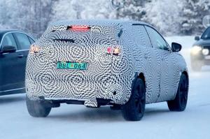Peugeot вывел на зимние тесты новое поколение 3008