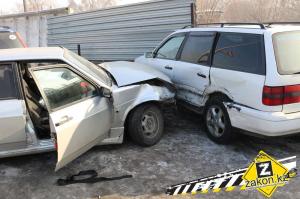 Предположительно нетрезвый водитель Lada "покалечил" несколько машин