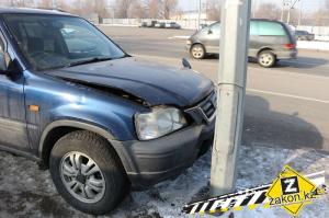 Предположительно нетрезвый водитель Lada "покалечил" несколько машин