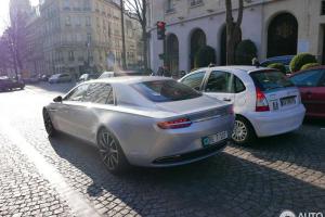 Aston Martin Lagonda 