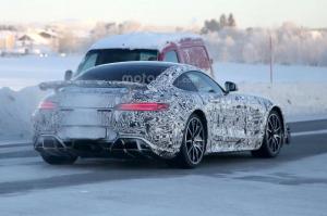 Шпионские снимки Mercedes-AMG GT R 2017 года 