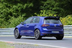 Названа дата премьеры обновленного Volkswagen Golf 