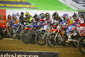 AMA Supercross 2015 этап 12 - Детройт 